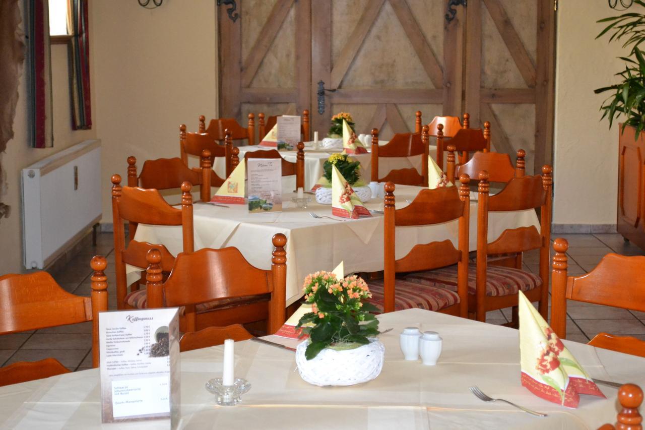 Elegant-Hotel "Zur Burg" Posterstein المظهر الخارجي الصورة