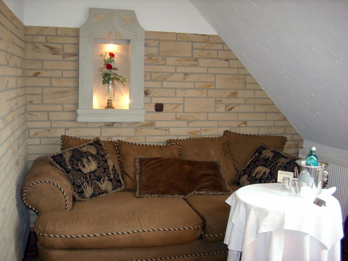 Elegant-Hotel "Zur Burg" Posterstein الغرفة الصورة